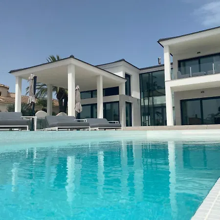 فيلة Serenity